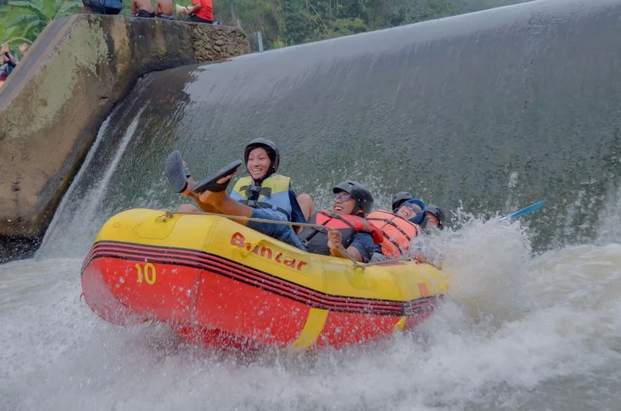 Rafting Zonalam Adventure